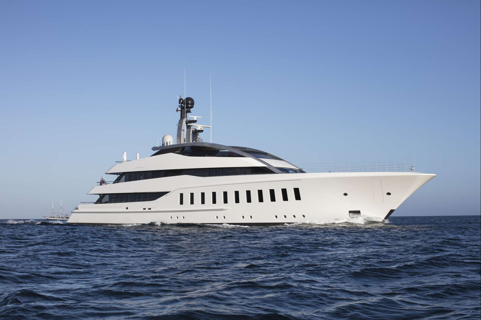 feadship yachts for charter